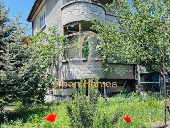 Къща в с. Караджово, Област Пловдив - 390 кв.м за 424 €/кв.м - Снимка #1