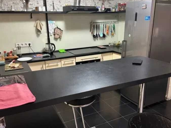 Дава се под наем Двустаен апартамент в София, Център - 65 кв.м за 408 € - Снимка #1