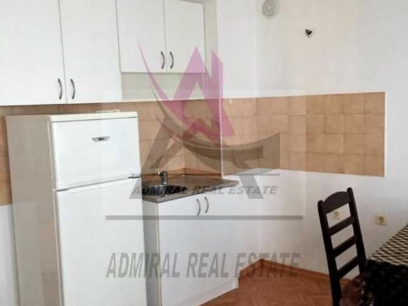 Дава се под наем Двустаен апартамент в Варна, Център - 60 кв.м за 425 € - Снимка #1