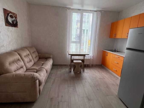 Дава се под наем Двустаен апартамент в София, Център - 55 кв.м за 382.5 € - Снимка #1