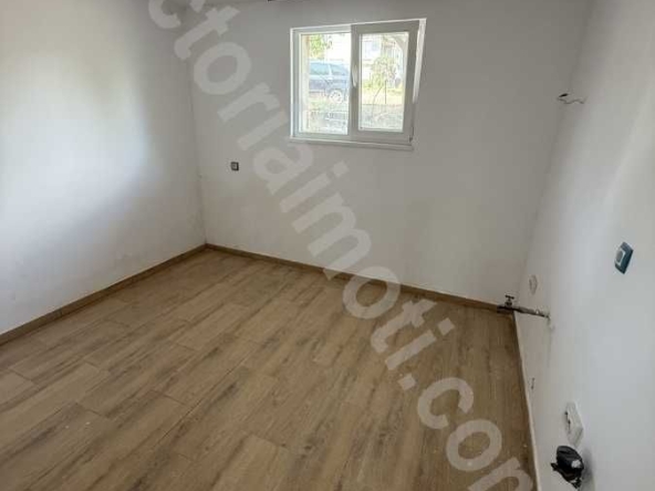Двустаен апартамент в с. Леденик, Област Велико Търново - 70 кв.м за 608 €/кв.м - Снимка #1