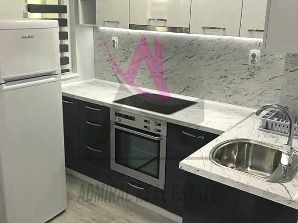 Дава се под наем Тристаен апартамент в Варна, ВИНС - 75 кв.м за 700 € - Снимка #1