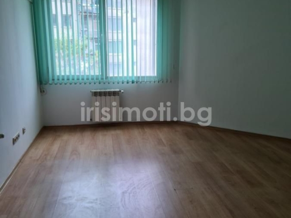 Дава се под наем Офис в София, Център - 60 кв.м за 360 € - Снимка #1