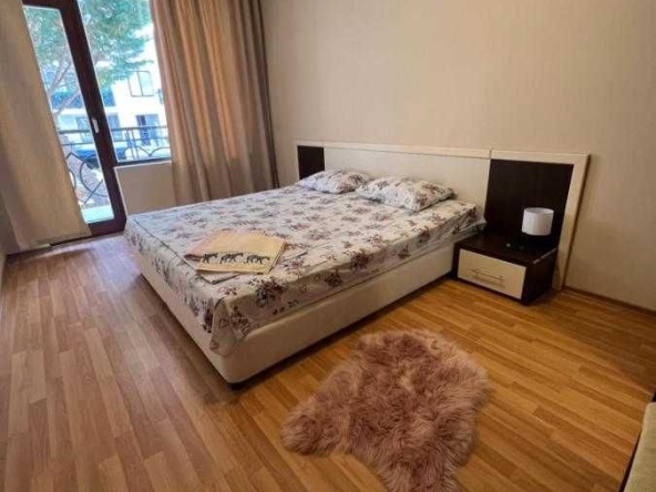 Тристаен апартамент в Варна, Център - 121 кв.м за 1240 €/кв.м - Снимка #1