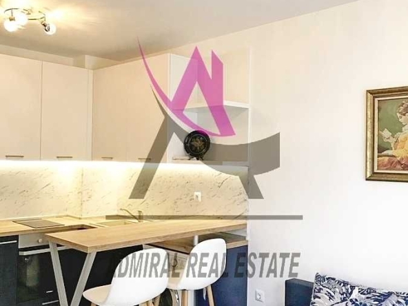 Дава се под наем Двустаен апартамент в Варна, Цветен квартал - 55 кв.м за 460 € - Снимка #1