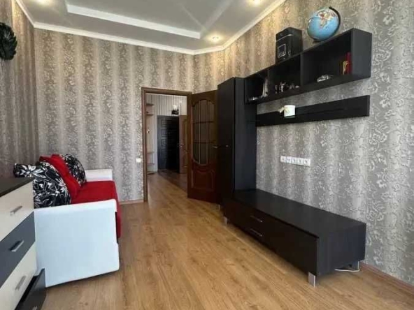 Дава се под наем Двустаен апартамент в София, Зона Б-18 - 55 кв.м за 408 € - Снимка #1