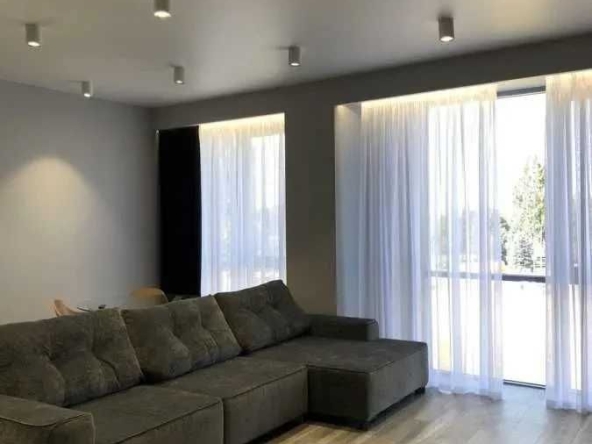 Дава се под наем Двустаен апартамент в София, Зона Б-18 - 65 кв.м за 484.5 € - Снимка #1