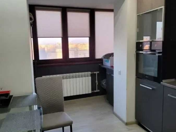 Дава се под наем Двустаен апартамент в София, Център - 56 кв.м за 433.5 € - Снимка #1
