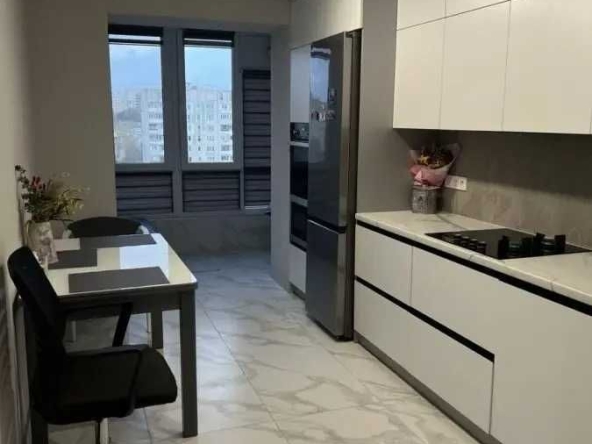 Дава се под наем Двустаен апартамент в София, Център - 56 кв.м за 382.5 € - Снимка #1