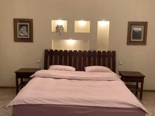 Дава се под наем Двустаен апартамент в София, Център - 55 кв.м за 397.8 € - Снимка #1