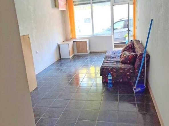 Дава се под наем Офис в Варна, Чаталджа - 48 кв.м за 475 € - Снимка #1