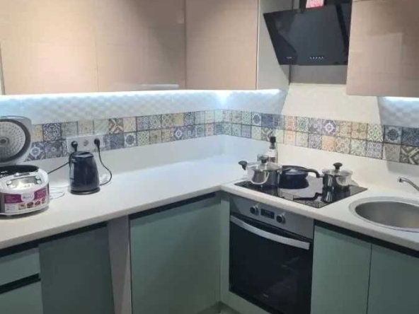 Дава се под наем Двустаен апартамент в София, Център - 56 кв.м за 408 € - Снимка #1