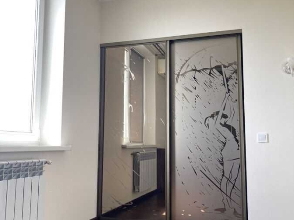 Дава се под наем Двустаен апартамент в София, Зона Б-18 - 60 кв.м за 498.27 € - Снимка #1
