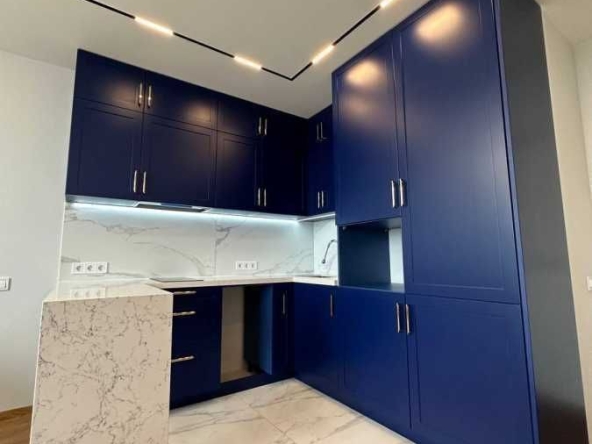 Дава се под наем Двустаен апартамент в София, Борово - 65 кв.м за 612 € - Снимка #1