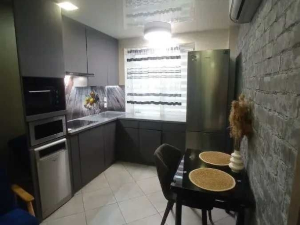 Дава се под наем Двустаен апартамент в София, Зона Б-18 - 55 кв.м за 498.27 € - Снимка #1