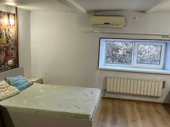 Дава се под наем Двустаен апартамент в София, Зона Б-18 - 55 кв.м за 561 € - Снимка #1