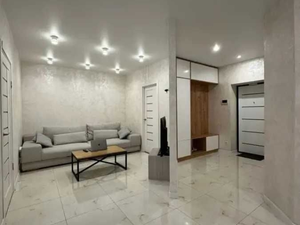 Дава се под наем Двустаен апартамент в София, Зона Б-18 - 58 кв.м за 612 € - Снимка #1