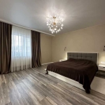 Дава се под наем Двустаен апартамент в София, Гоце Делчев - 75 кв.м за 612 € - Снимка #1