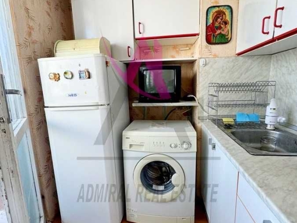 Дава се под наем Двустаен апартамент в Варна, Възраждане 3 - 70 кв.м за 300 € - Снимка #1