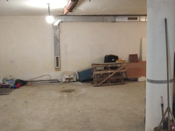 Дава се под наем Гараж / Паркомясто в Варна, Христо Ботев - 38 кв.м за 66.3 € - Снимка #1