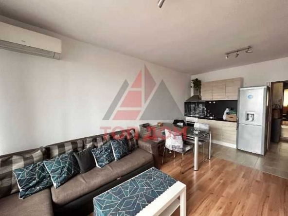 Дава се под наем Тристаен апартамент в Варна, Гранд Мол Варна - 80 кв.м за 510 € - Снимка #1