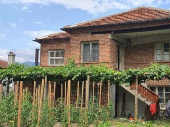 Къща в Сливен, Клуцохор - 60 кв.м за 425 €/кв.м - Снимка #1