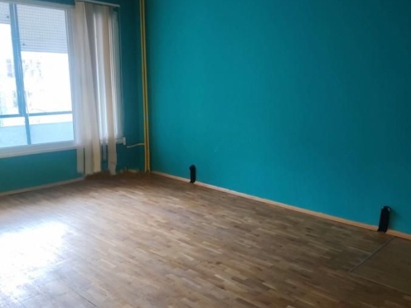 Дава се под наем Двустаен апартамент в София, Толстой - 64 кв.м за 491.64 € - Снимка #1