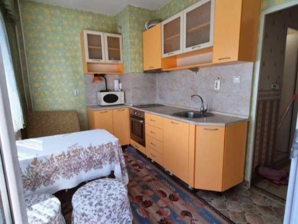 Дава се под наем Двустаен апартамент в София, Изток - 50 кв.м за 445 € - Снимка #1