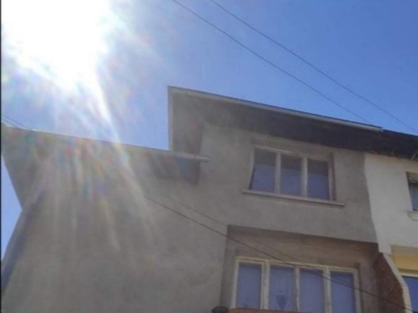 Къща в Кюстендил, Ильо войвода - 190 кв.м за 348 €/кв.м - Снимка #1