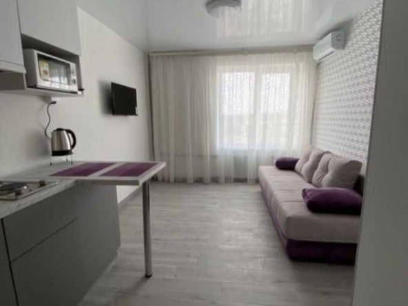 Дава се под наем Едностаен апартамент в София, Люлин 10 - 48 кв.м за 382.5 € - Снимка #1