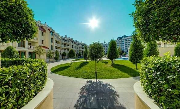 Тристаен апартамент в Варна, Аспарухово - 91 кв.м за 1858 €/кв.м - Снимка #1