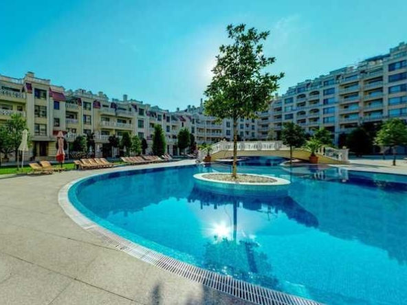 Едностаен апартамент в Варна, Аспарухово - 67 кв.м за 1403 €/кв.м - Снимка #1