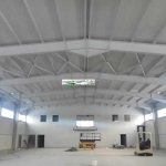 Дава се под наем Склад в Пловдив, Индустриална зона - Изток - 600 кв.м за 2550 € - Снимка #1