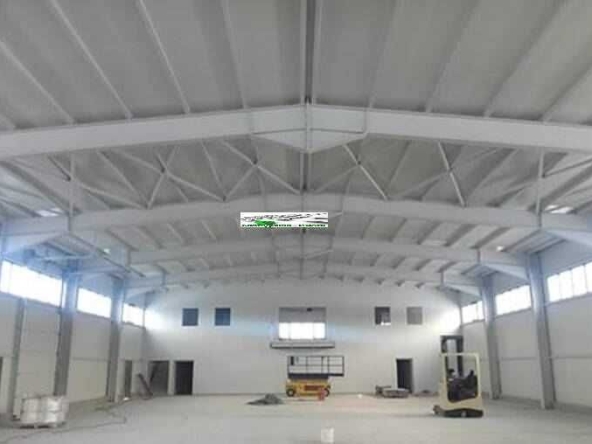 Дава се под наем Склад в Пловдив, Индустриална зона - Изток - 600 кв.м за 2550 € - Снимка #1