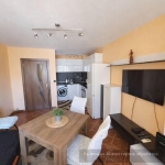 Дава се под наем Двустаен апартамент в Варна, Колхозен пазар - 55 кв.м за 498.27 € - Снимка #1