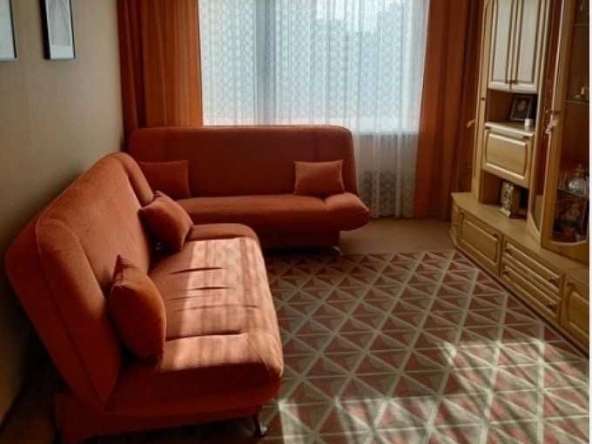 Дава се под наем Двустаен апартамент в Бургас, Изгрев - 57 кв.м за 306 € - Снимка #1