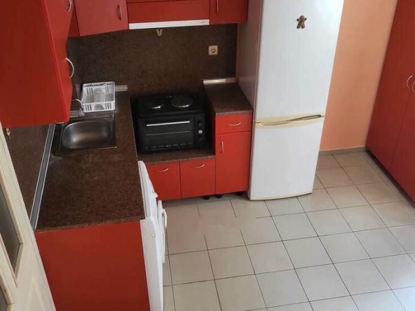 Дава се под наем Двустаен апартамент в Варна, Колхозен пазар - 50 кв.м за 350 € - Снимка #1