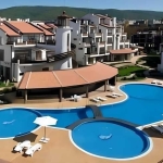 Дава се под наем Тристаен апартамент в Свети Влас - 80 кв.м за 80 € - Снимка #1