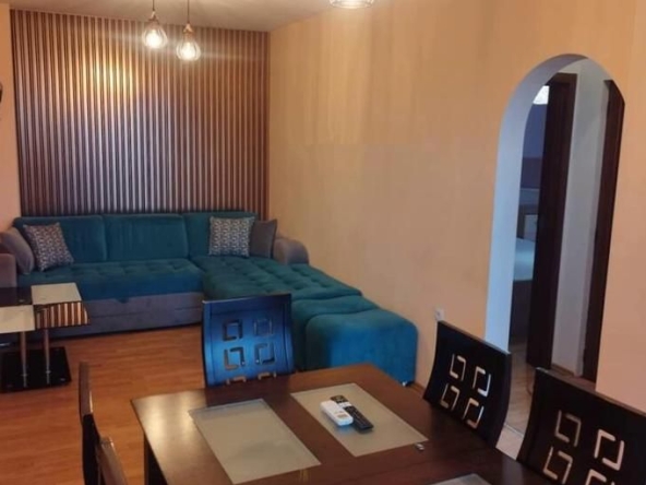 Дава се под наем Тристаен апартамент в Пловдив, Южен - 90 кв.м за 460 € - Снимка #1