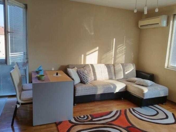 Дава се под наем Тристаен апартамент в София, Дървеница - 106 кв.м за 499.8 € - Снимка #1