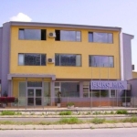 Промишлена сграда в Дупница - 2800 кв.м за 656 €/кв.м - Снимка #1