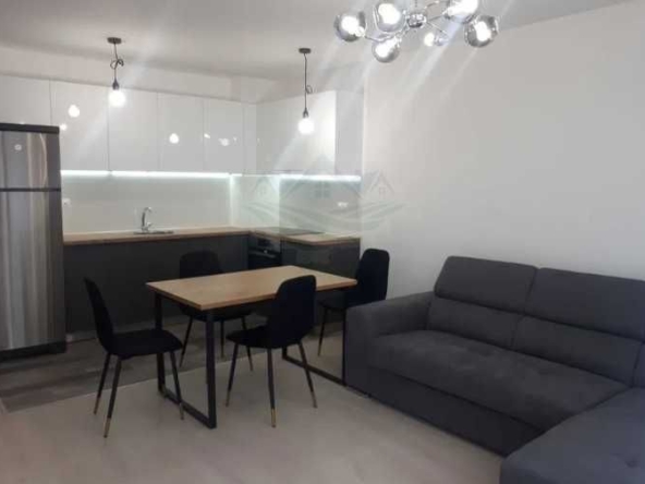 Дава се под наем Тристаен апартамент в Пловдив, Мараша - 89 кв.м за 346.8 € - Снимка #1