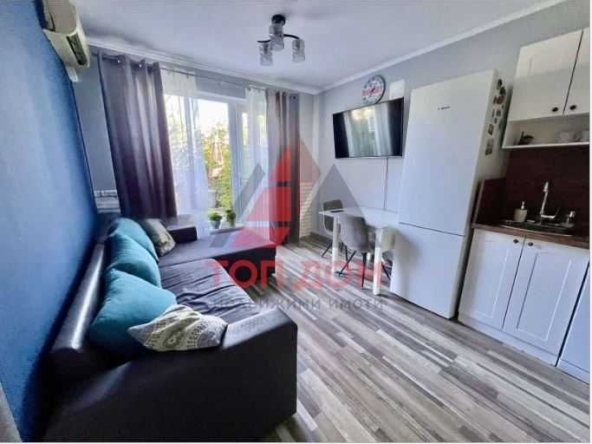Дава се под наем Двустаен апартамент в Варна, м-т Прибой - 56 кв.м за 408 € - Снимка #1