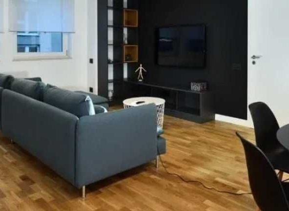 Дава се под наем Тристаен апартамент в Пловдив, Център - 75 кв.м за 198.9 € - Снимка #1