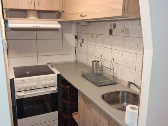 Дава се под наем Ателие в София, Изток - 80 кв.м за 450 € - Снимка #1