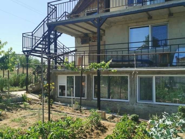 Къща в Варна, м-т Боровец - юг - 165 кв.м за 576 €/кв.м - Снимка #1