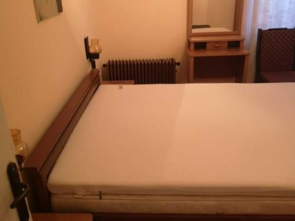 Дава се под наем Тристаен апартамент в Бургас, Възраждане - 85 кв.м за 255 € - Снимка #1