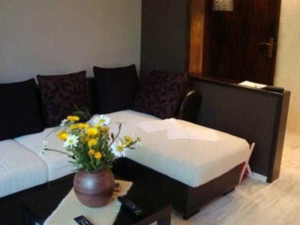 Дава се под наем Двустаен апартамент в София, Изток - 65 кв.м за 518.67 € - Снимка #1
