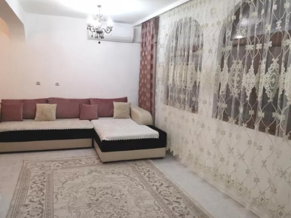 Дава се под наем Тристаен апартамент в Пловдив, Старият град - 105 кв.м за 575 € - Снимка #1