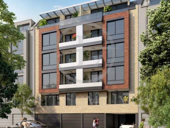 Двустаен апартамент в Пловдив, Център - 83 кв.м за 1850 €/кв.м - Снимка #1